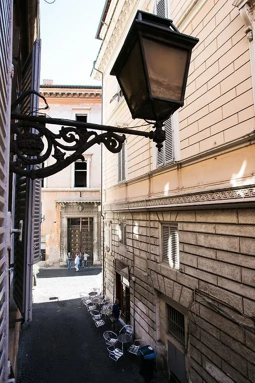 Vicolo Vecchio 59 0*, Rome